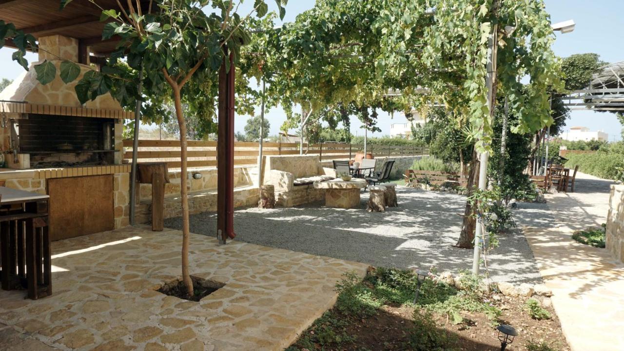 Studio Panagiota - Oasis Holiday Houses كوكينوس بيرغوس المظهر الخارجي الصورة