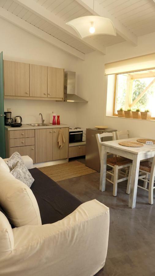 Studio Panagiota - Oasis Holiday Houses كوكينوس بيرغوس المظهر الخارجي الصورة