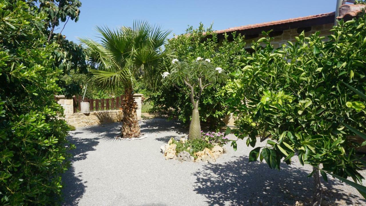 Studio Panagiota - Oasis Holiday Houses كوكينوس بيرغوس المظهر الخارجي الصورة